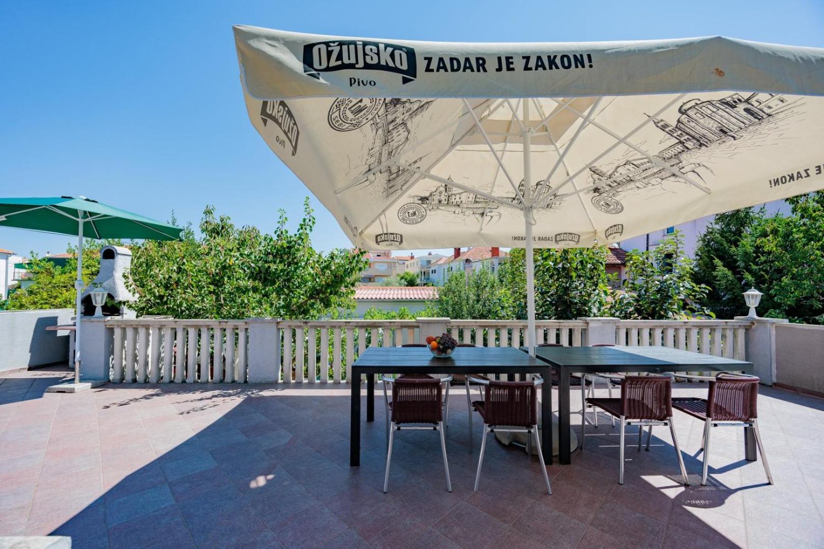 Crowonder Lucky Holiday House With Pool And Patio 30 Meters From The Beach Zadar Exterior foto